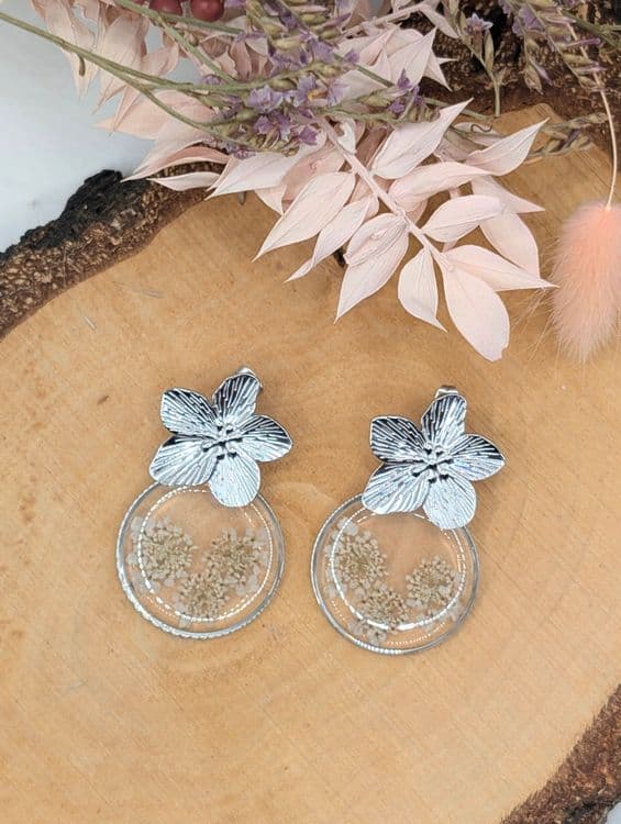 Boucles d'oreilles grande dentelle de fleur argenté