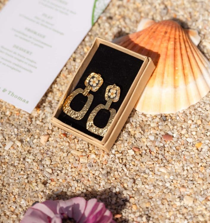 Boucles d'oreilles géométriques spirée